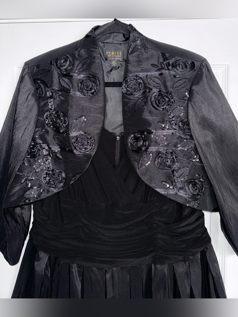 IGNITE EVENINGS 2 PC Set Black Sequin Rosette Gown + Bolero Jacket 18W Formal - Picture 6 of 16